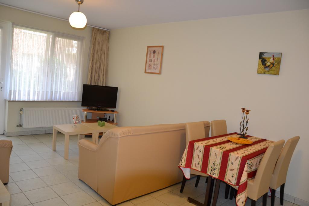 Lindehof Serviced Flats Zoersel Rum bild
