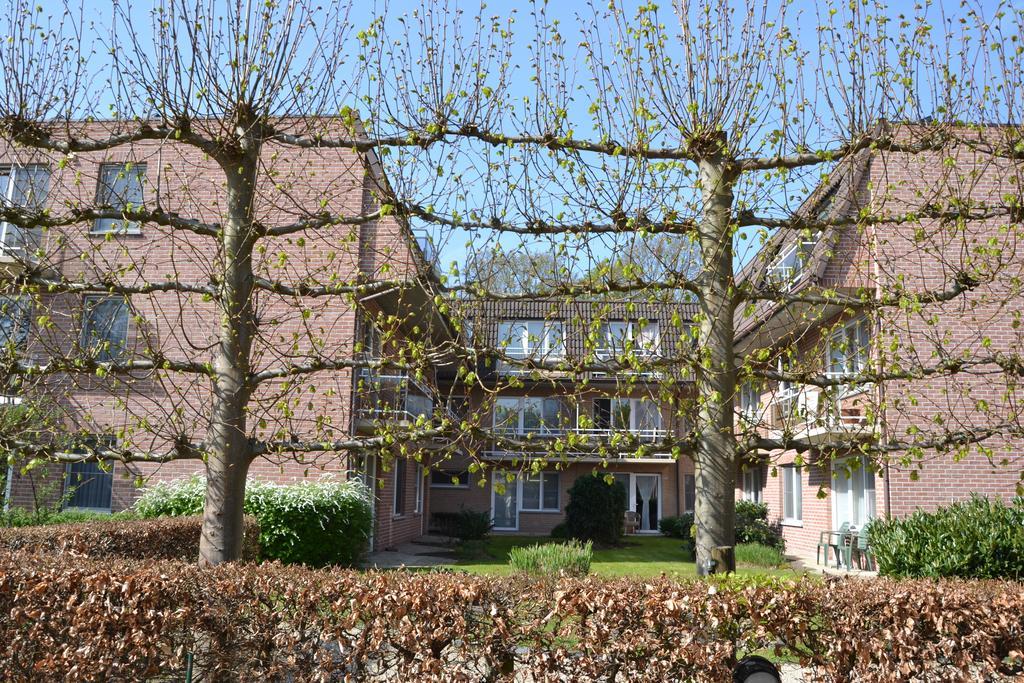 Lindehof Serviced Flats Zoersel Exteriör bild